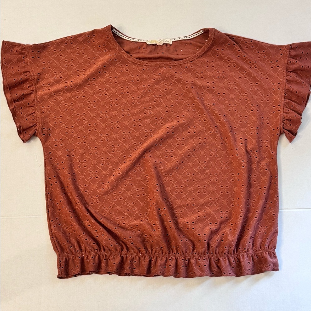 Rewind juniors size large short sleeved blouse‎